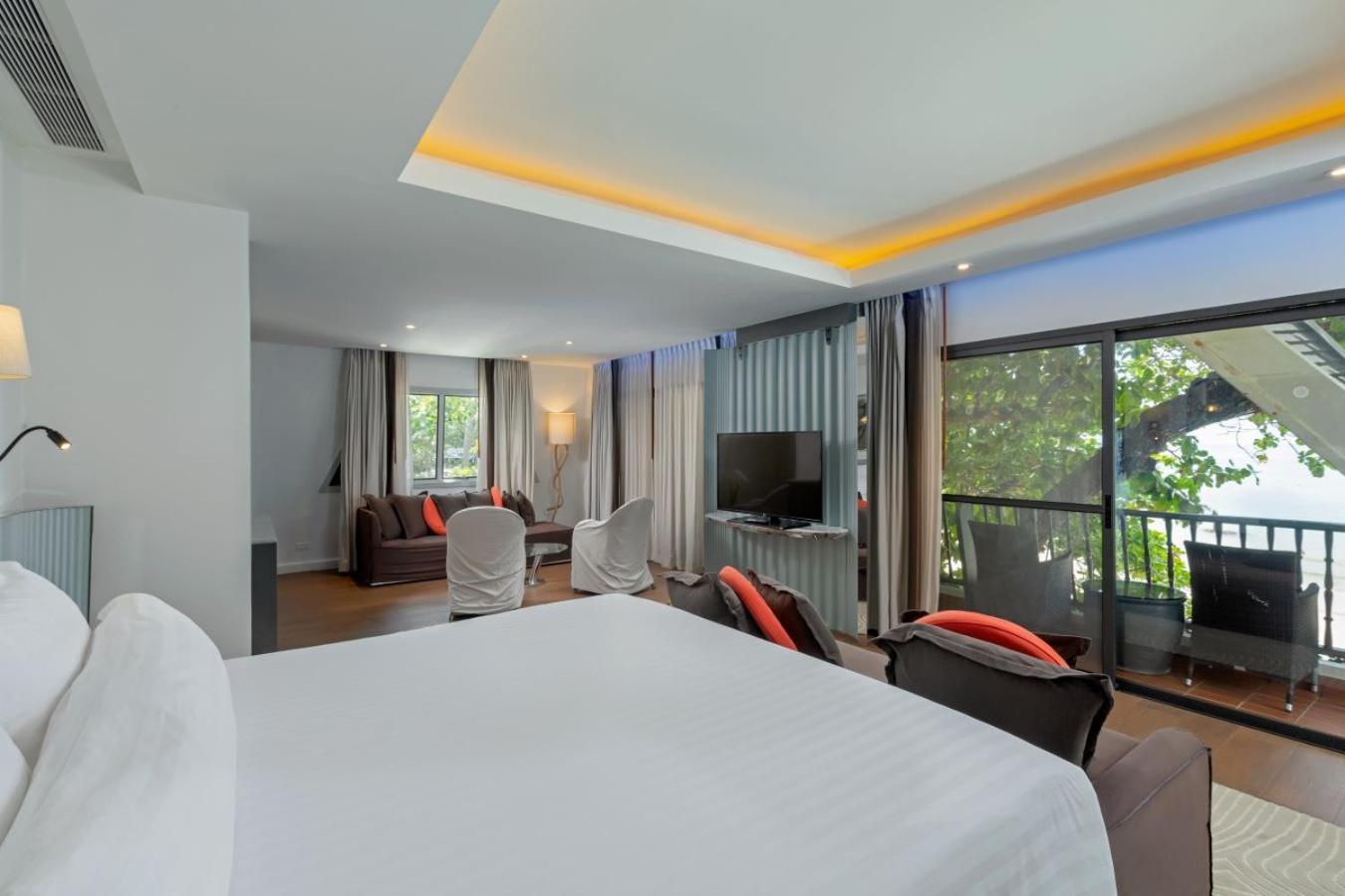 The Boathouse Phuket-Sha Plus Pantai Kata Bagian luar foto