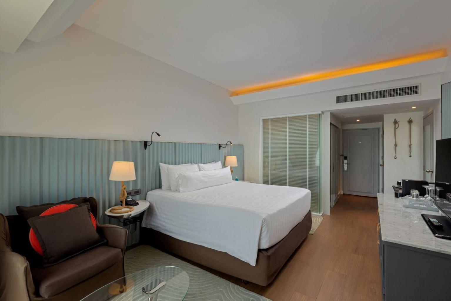 The Boathouse Phuket-Sha Plus Pantai Kata Bagian luar foto