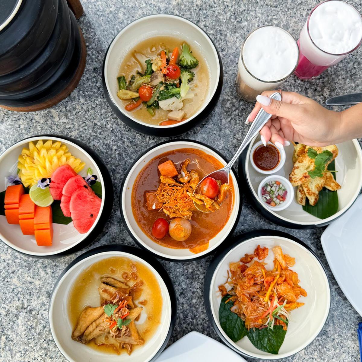 The Boathouse Phuket-Sha Plus Pantai Kata Bagian luar foto